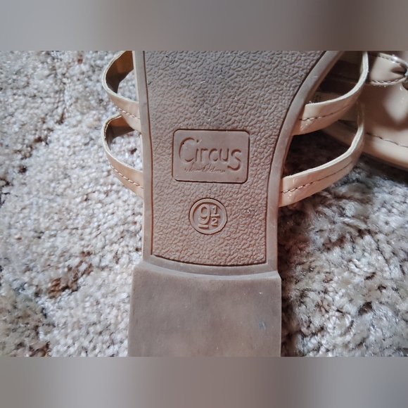 Circus By Sam Edelman Tan Flats Size 9.5 - Picture 3 of 4